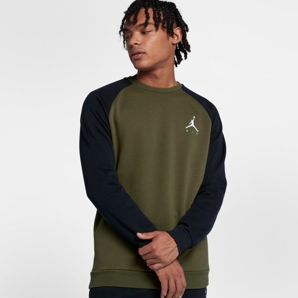 nike air fleece crew sweatshirt